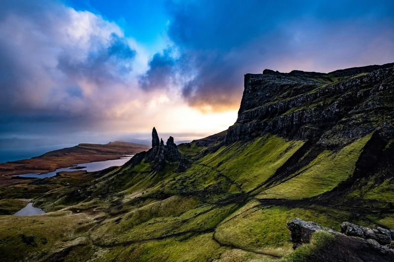 斯托爾老人岩(Old Man of Storr)。 斯托爾老人岩(Old Man of Storr)。
