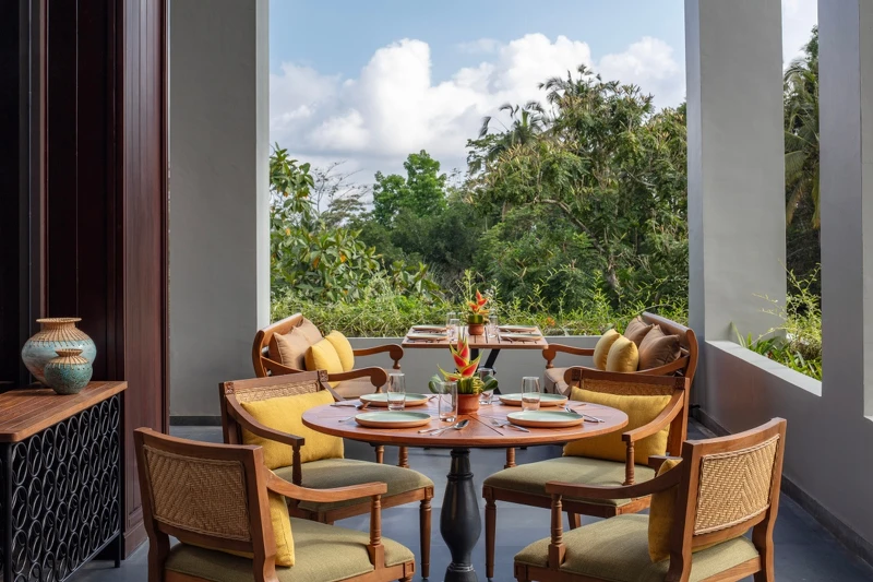 室外用餐區。 室外用餐區。