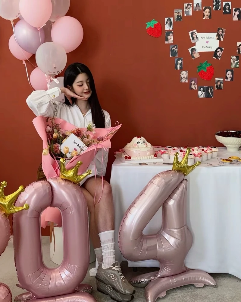 張員瑛私服造型，展示New Balance 204L鞋款的穿搭效果