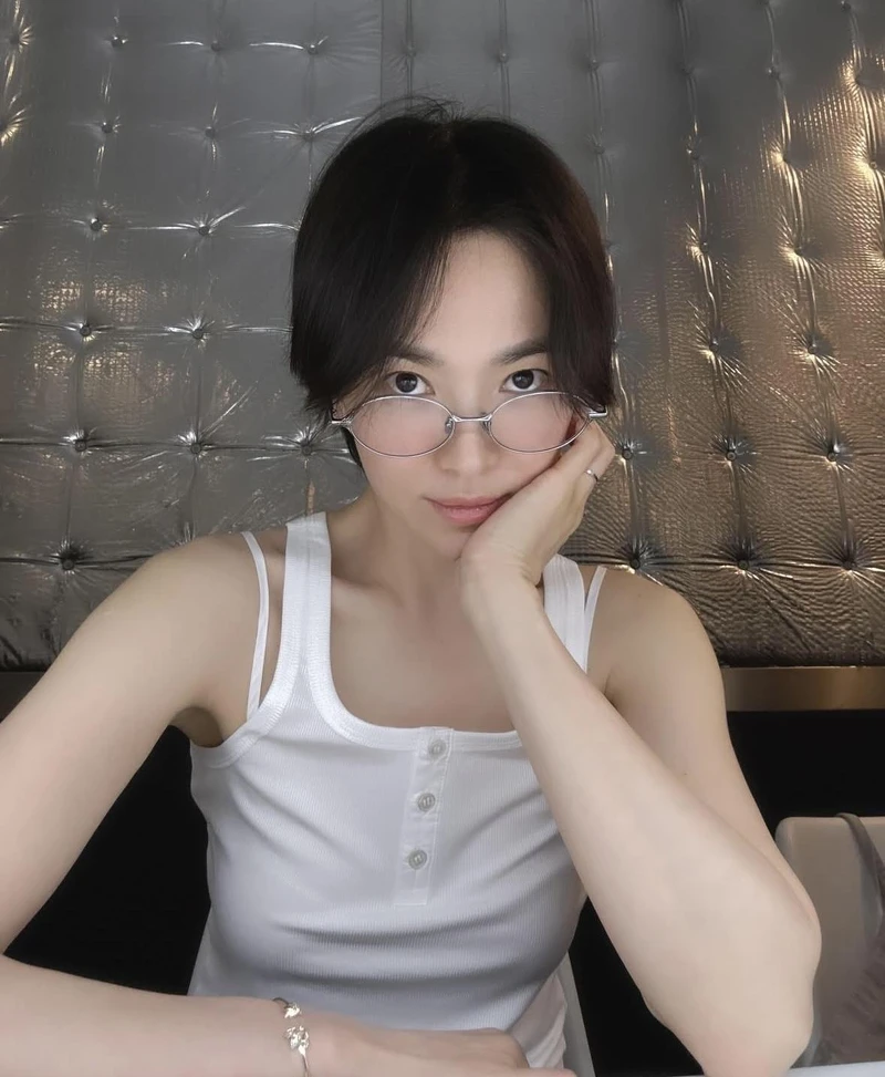 宋慧喬私服示範Chaumet珠寶