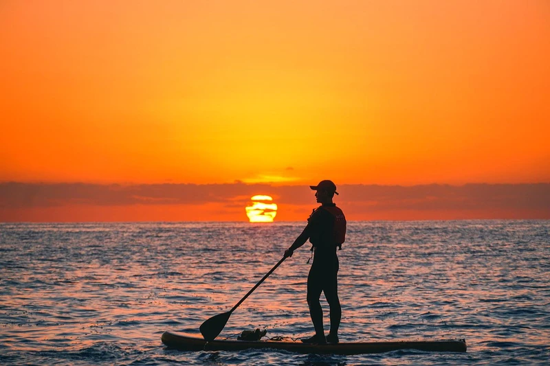 在清水斷崖下划行,海浪拍打岩壁、太平洋的氣息貼近每一次呼吸 (合作單位及照片提供|耐茁休閒事業有限公司) 在清水斷崖下划行,海浪拍打岩壁、太平洋的氣息貼近每一次呼吸 (合作單位及照片提供|耐茁休閒事業有限公司)