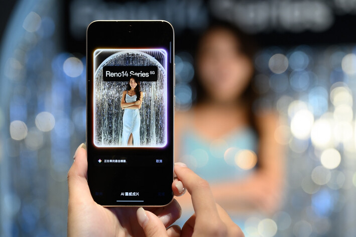 OPPO Reno14 系列加入更多好玩實用的AI影像功能，成為旅遊拍照控、社群分享族的必備影像神器
