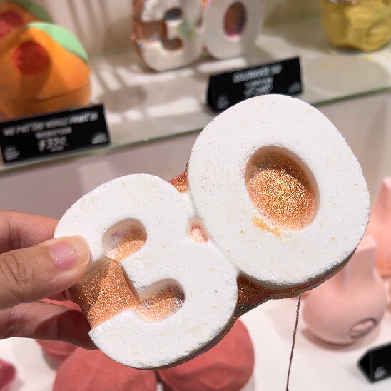 LUSH 30慶典汽泡彈,NT290 LUSH 30慶典汽泡彈,NT290