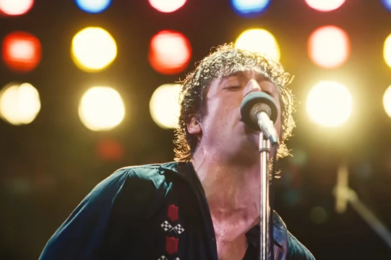 《大熊餐廳》男主角 Jeremy Allen White 出演傳奇搖滾歌手 Bruce Springsteen。 《大熊餐廳》男主角 Jeremy Allen White 出演傳奇搖滾歌手 Bruce Springsteen。