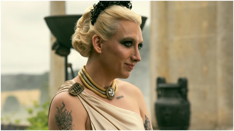 梅森·亞歷山大·帕克飾演慾望。