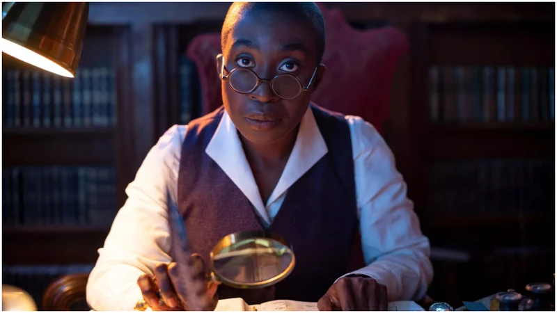 薇薇安·阿奇安龐飾演露西安。