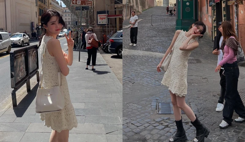 韓韶禧身穿鉤針白色洋裝，搭配水桶包與切爾西靴的渡假風穿搭