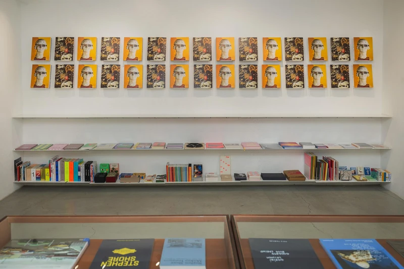 《ARTS & CULTURE Magazine》於全球20座城市、23家獨立書店同步發行，遍及紐約、柏林、東京、雪梨以及台北等文化熱點。