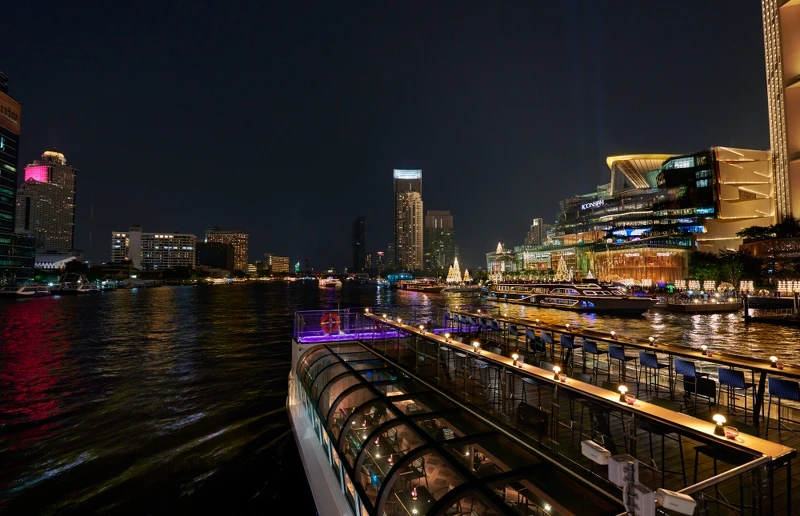 悅榕莊 Apsara 遊船晚宴，船體空間與菜單全新升級