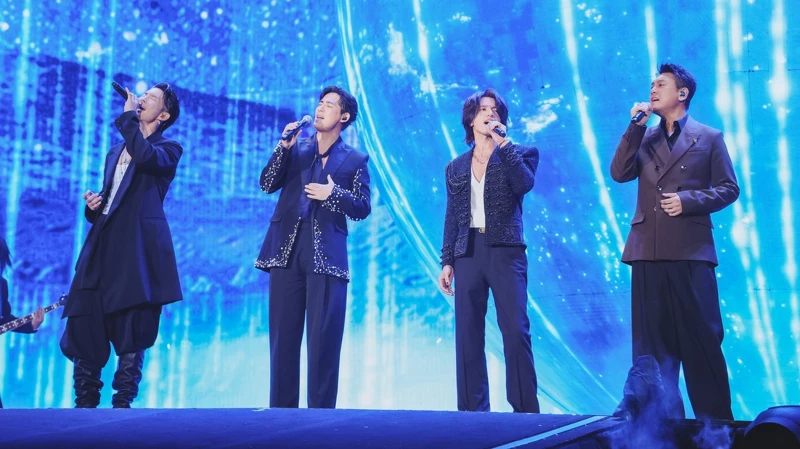 F4睽違12年在五月天演唱會上世紀合體 F4睽違12年在五月天演唱會上世紀合體