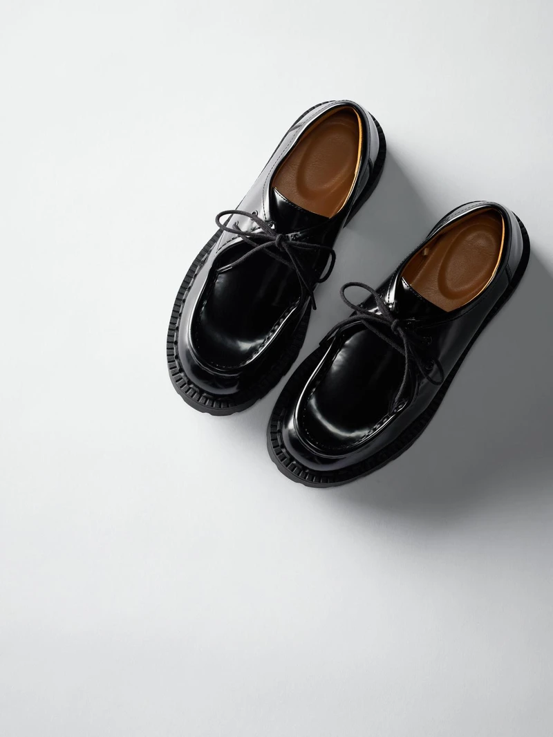 UNIQLO:C 2025秋冬厚底綁帶皮鞋