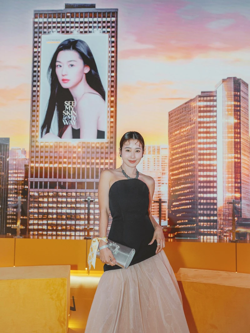 台灣時尚KOL唐葳出席「美國音波 極透+」首爾的亞太區發表會現場 台灣時尚KOL唐葳出席「美國音波 極透+」首爾的亞太區發表會現場