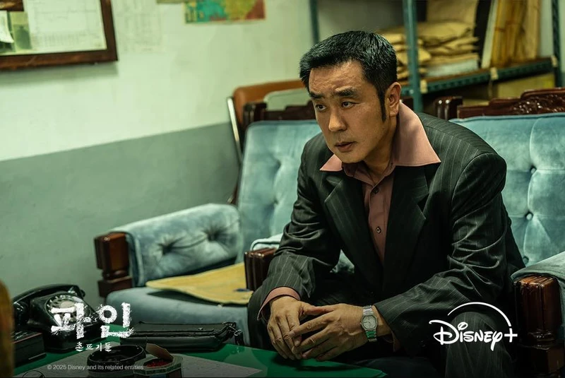 這次柳承龍將在《下流大盜》中飾演「壞到底」的惡人。 這次柳承龍將在《下流大盜》中飾演「壞到底」的惡人。