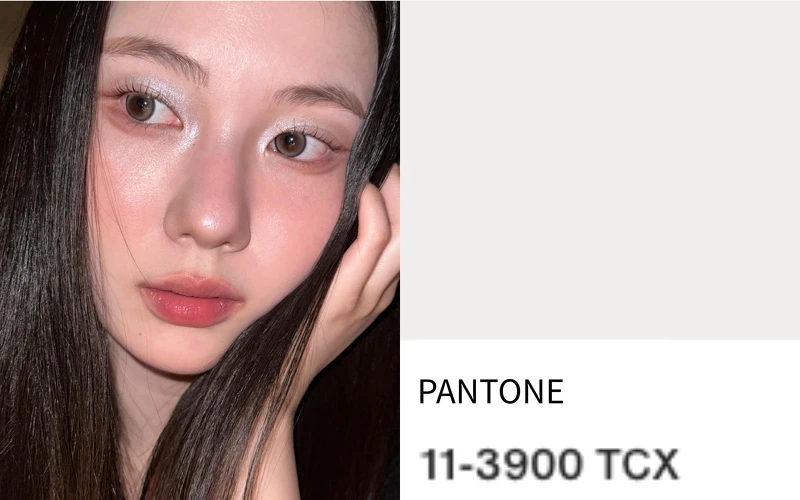 (Photo/ PANTONE、小紅書@nakedsweater) (Photo/ PANTONE、小紅書@nakedsweater)