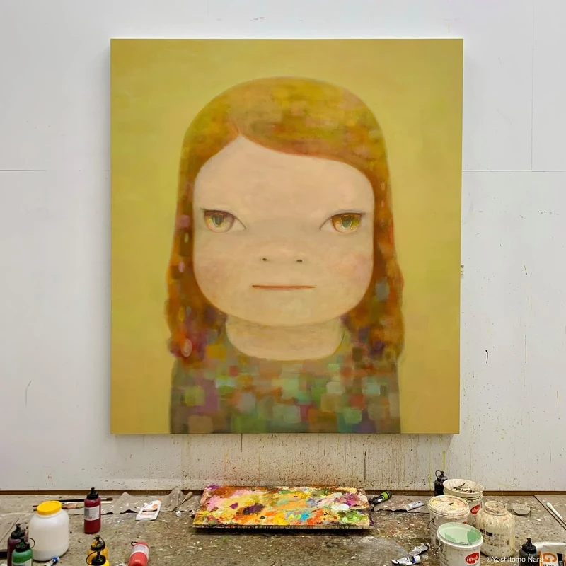 奈良美智作品《Hazy Humid Day 》(朦朧潮濕的一天)圖片來源/©YOSHITOMO NARA 奈良美智作品《Hazy Humid Day 》(朦朧潮濕的一天)圖片來源/©YOSHITOMO NARA