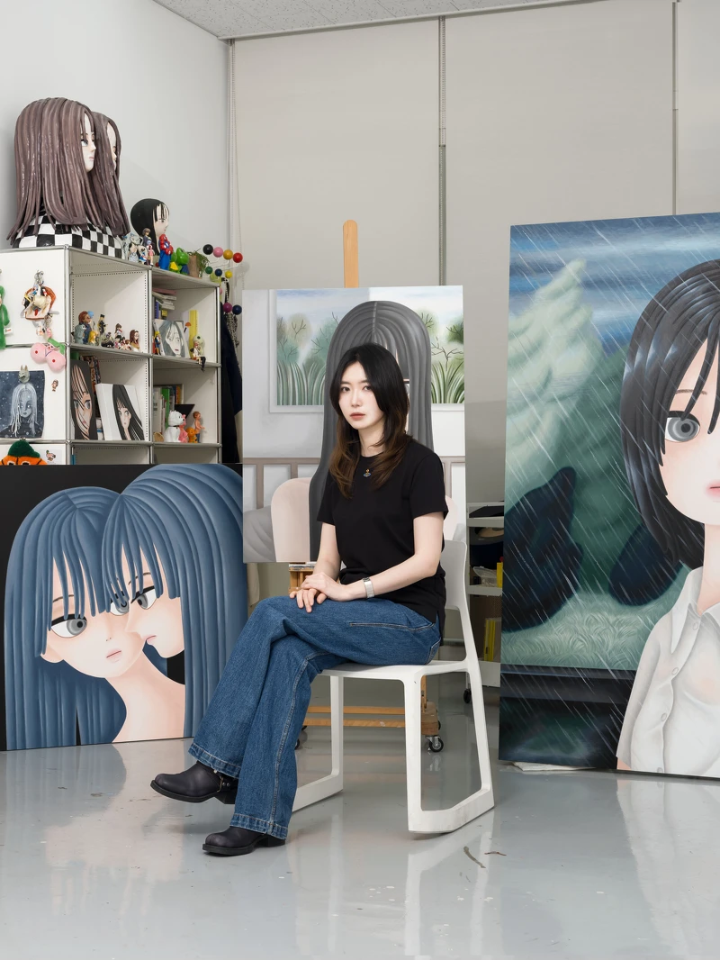 Artist Sujin Lee 李秀珍, photo©️BSTUDIO (Jeon Byung Cheol), courtesy of Saatchi Yates. Artist Sujin Lee 李秀珍, photo©️BSTUDIO (Jeon Byung Cheol), courtesy of Saatchi Yates.