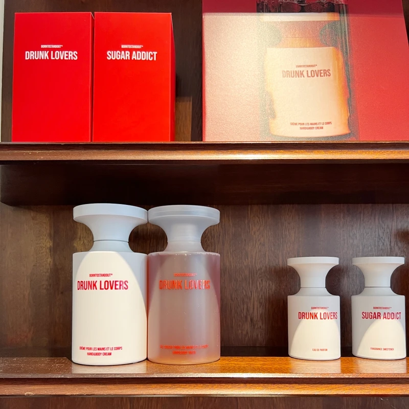 BORNTOSTANDOUT甜祕密潔膚露350ml，NT1,780、甜祕密身體乳350ml，NT1,980