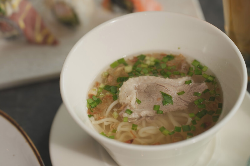 URBAN PARADISE亞洲料理區快意町主題餐區的「古早味鵝湯麵」 URBAN PARADISE亞洲料理區快意町主題餐區的「古早味鵝湯麵」