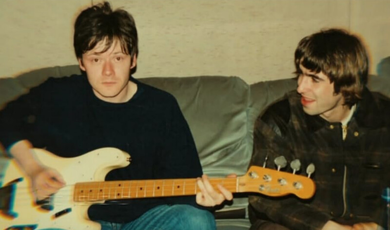 Photo / Oasis: Supersonic Photo / Oasis: Supersonic