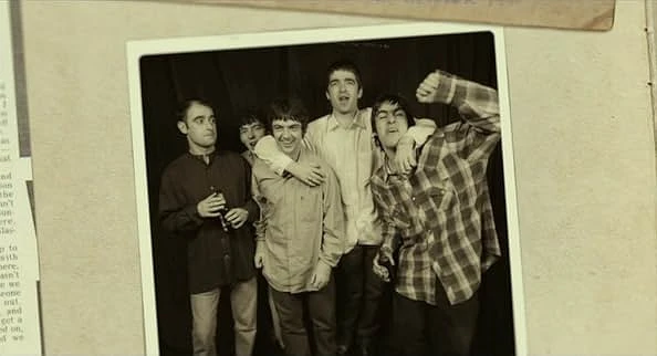 Photo / Oasis: Supersonic Photo / Oasis: Supersonic