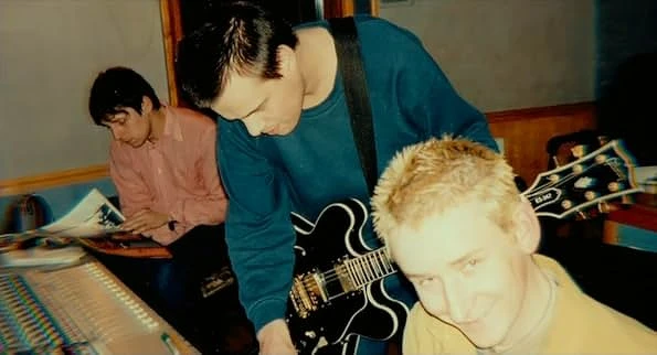 Photo / Oasis: Supersonic Photo / Oasis: Supersonic