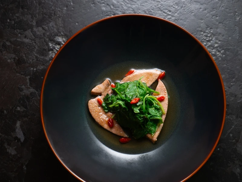 「杞子豬肝浸時蔬」。 「杞子豬肝浸時蔬」。