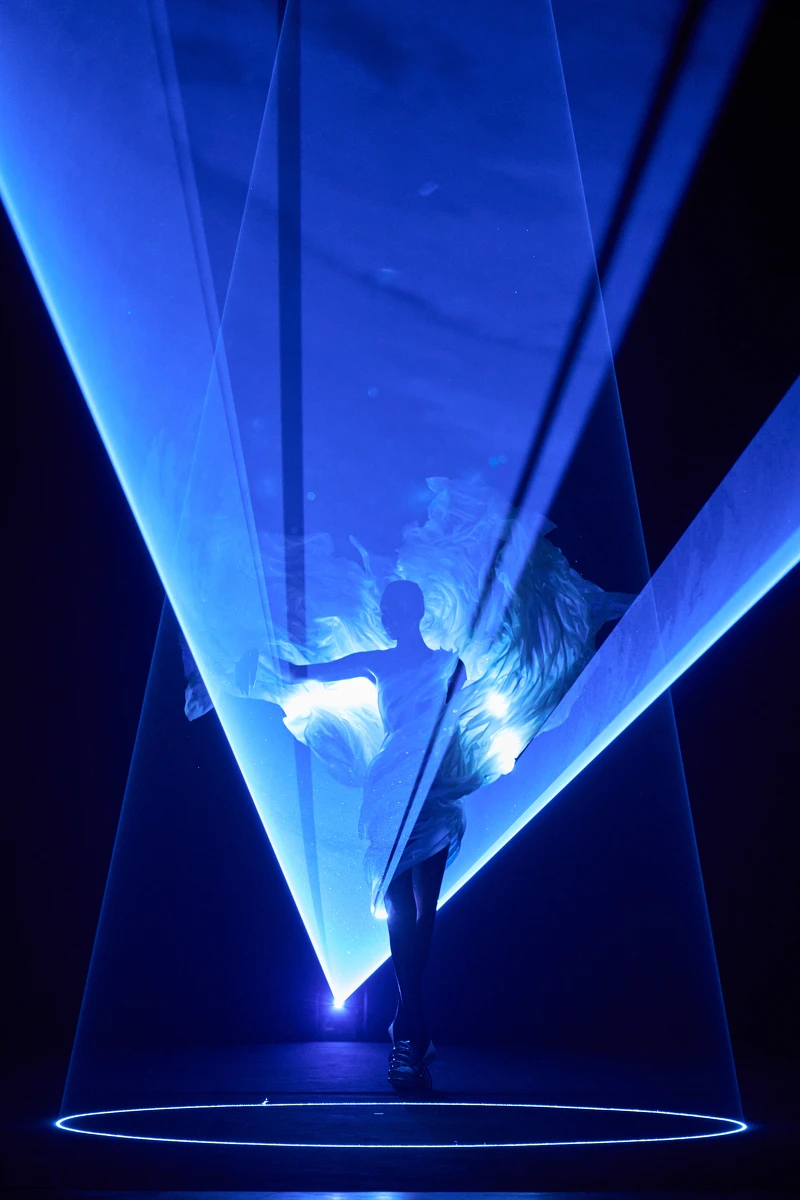 Iris van Herpen2025秋冬訂製大秀。 Iris van Herpen2025秋冬訂製大秀。