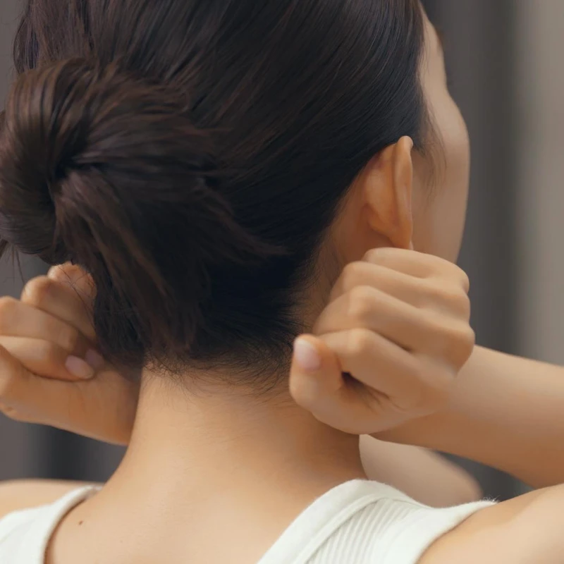 IPSA平衡保養調香凝膠使用情境圖。 IPSA平衡保養調香凝膠使用情境圖。