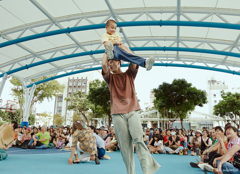 社區巡演「與雲門共舞」,攝影 sourwhat,2024花蓮籃球場 社區巡演「與雲門共舞」,攝影 sourwhat,2024花蓮籃球場