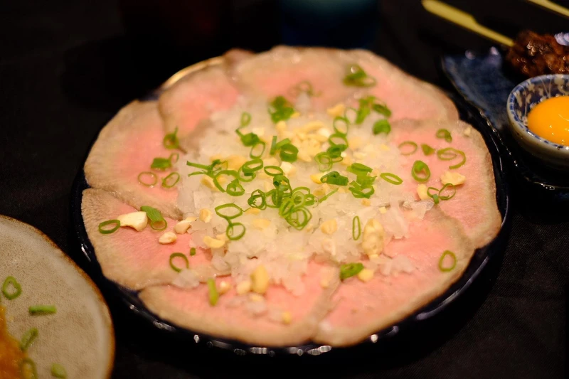 「東山牛舌」特選牛舌刺身 「東山牛舌」特選牛舌刺身