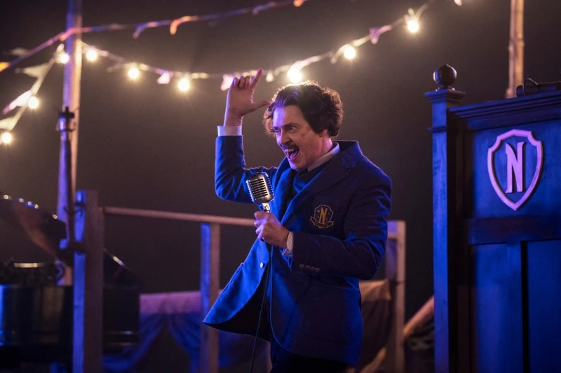 史蒂夫布西密飾演史蒂夫布西密