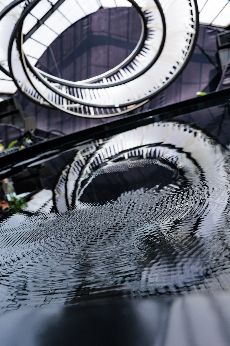 SensWave 波感溫室「無盡之境 Mobius Flow 」