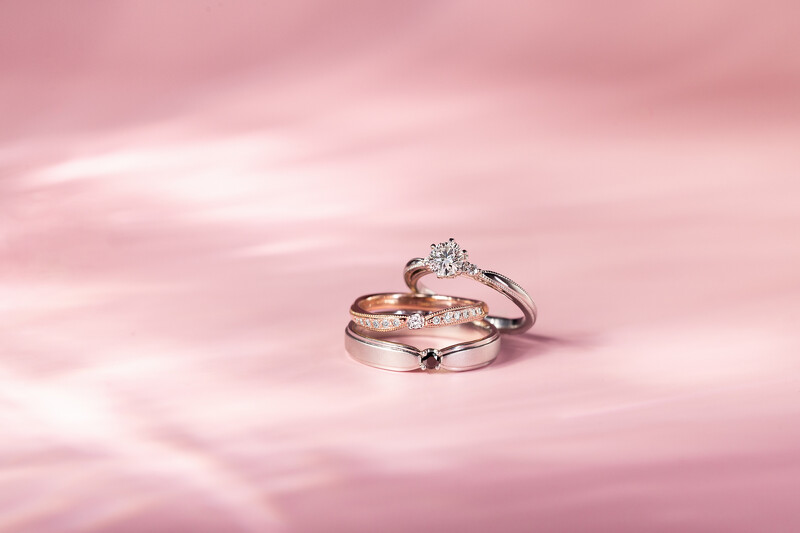 台灣別注款SUBARUBOSHI昴星訂婚鑽戒&雙金結婚對戒。