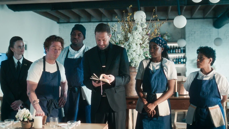 是第四季，導演 Christopher Storer 又把焦點轉回餐廳了。