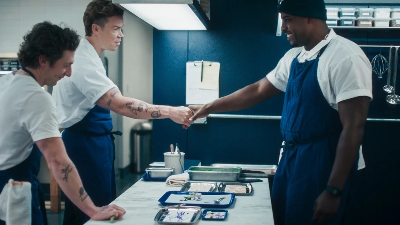 《大熊餐廳》的音樂總是像角色的延伸，是觀眾理解人物內心的路徑，也是所有角色沒說出口的一切。