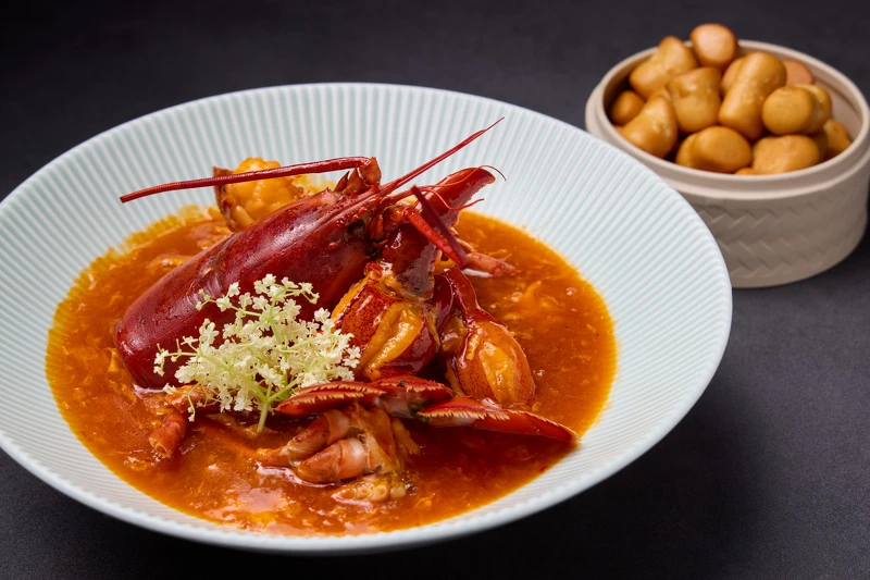 玖尹結合新派粵菜與港點。