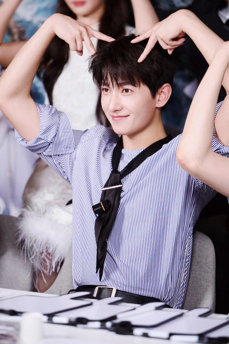 楊洋賣萌宣傳，誠意滿滿。