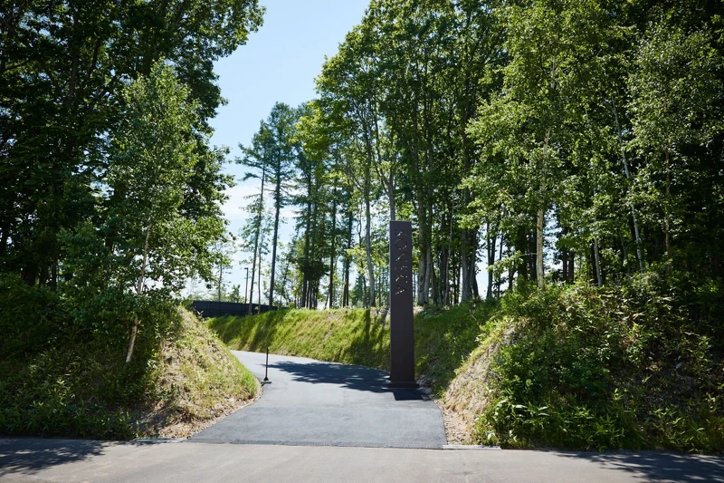 位在北海道北廣島市輪厚(Wattsu)。 位在北海道北廣島市輪厚(Wattsu)。