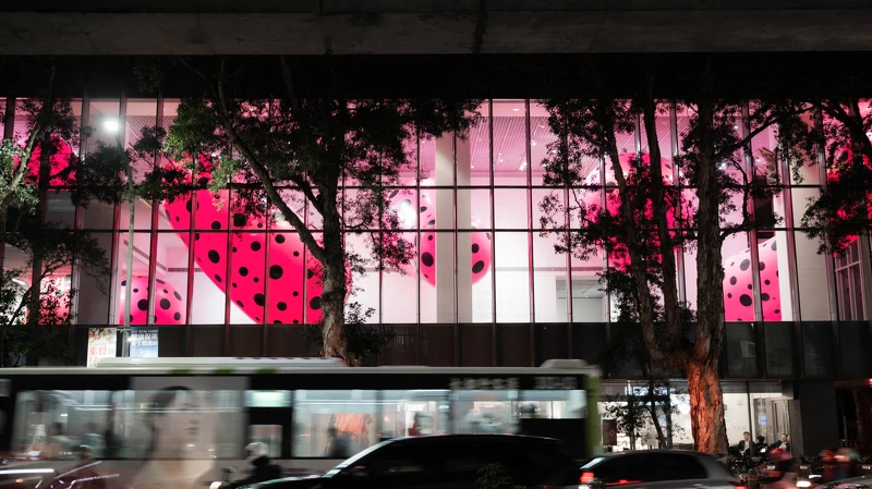 草間彌生的「軌跡」與「奇跡」—W Collection & More｜展場照｜北師美術館提供，劉薳粲攝影