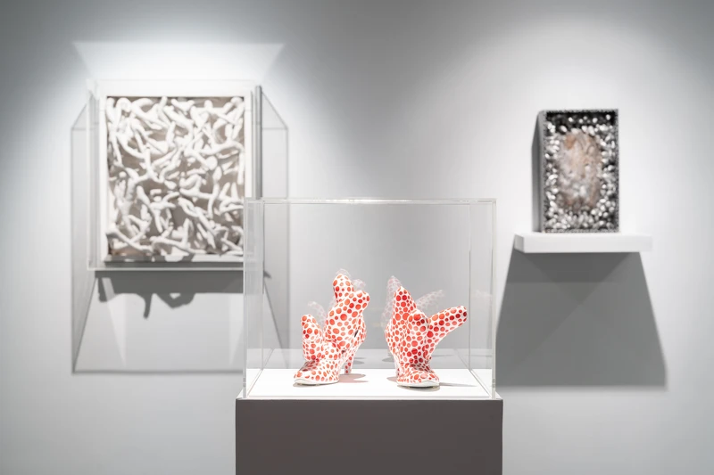 草間彌生的「軌跡」與「奇跡」—W Collection & More｜展場照｜北師美術館提供，劉薳粲攝影