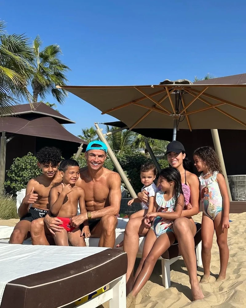 Photo / Instagram@georginagio Photo / Instagram@georginagio