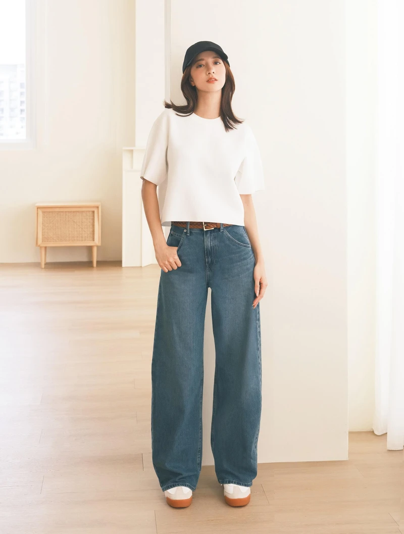 可機洗米蘭羅紋針織衫(短袖) 4783273、皮帶478706、防曬斜紋帽478307、繭型牛仔褲479000、麂皮拼接休閒鞋 478322 可機洗米蘭羅紋針織衫(短袖) 4783273、皮帶478706、防曬斜紋帽478307、繭型牛仔褲479000、麂皮拼接休閒鞋 478322