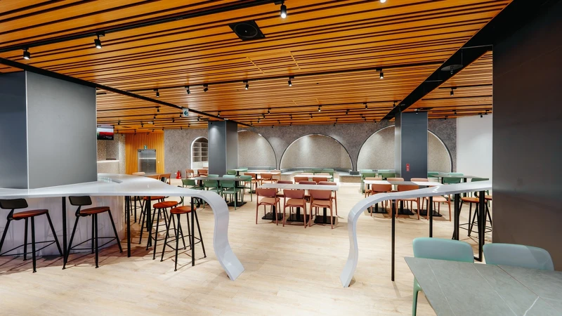 台中海洋館4樓:主題餐廳,可在此觀看夕陽 台中海洋館4樓:主題餐廳,可在此觀看夕陽