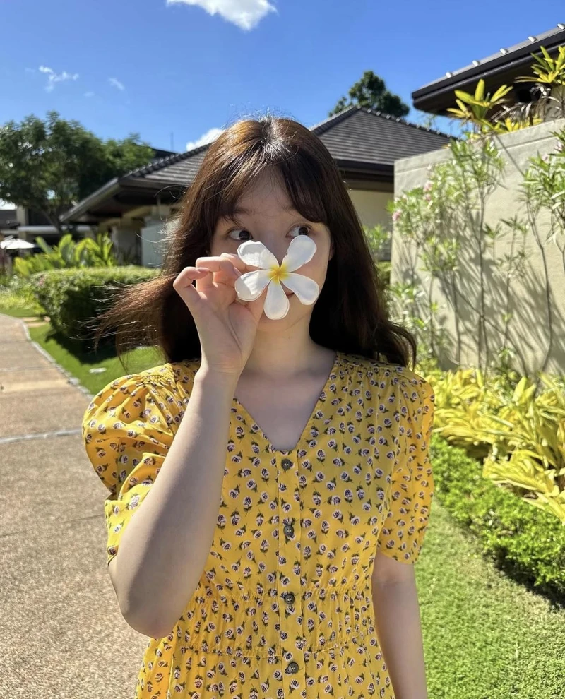 Photo/ IG @j_chaeyeoni Photo/ IG @j_chaeyeoni