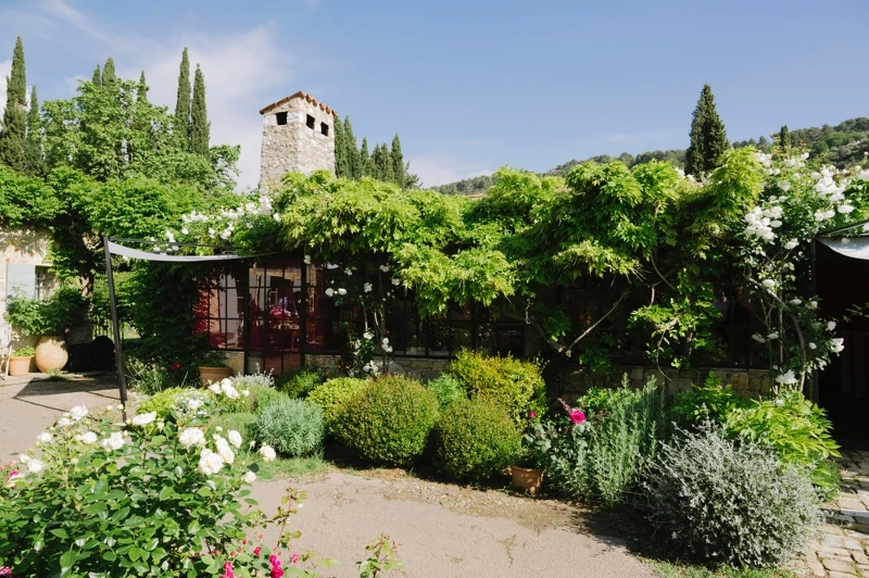 南法格拉斯的卡里昂花園(Photo/VANNI BASSETTI)。