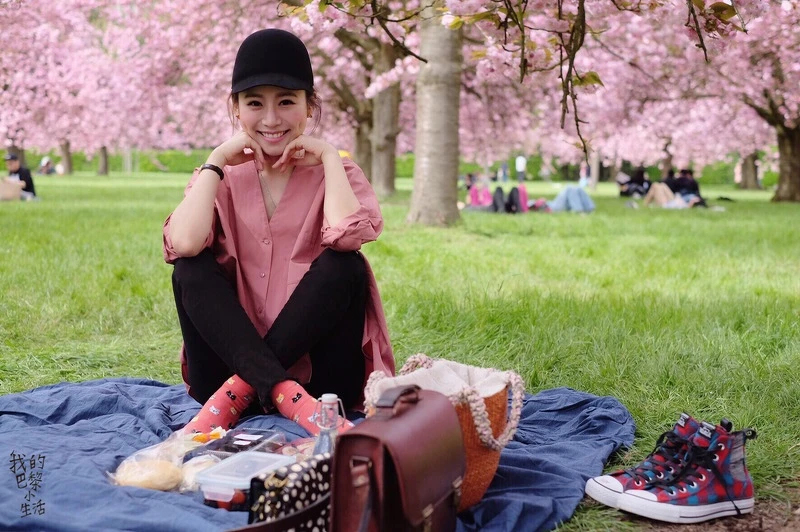 來這裡也要配上野餐躺一個下午