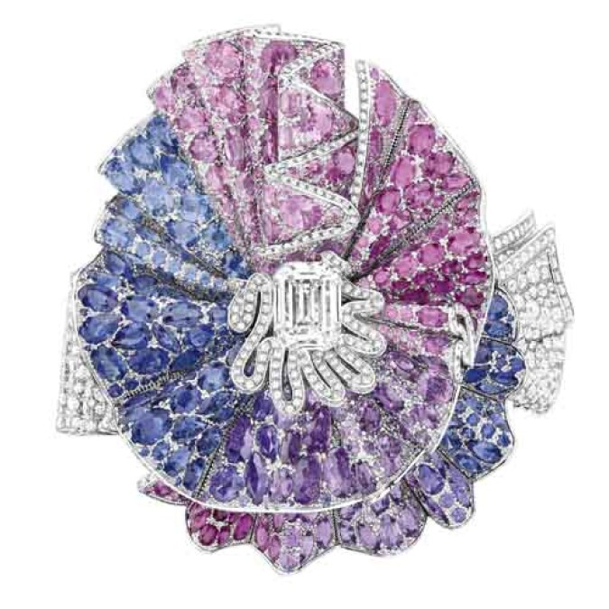 Archi Dior頂級珠寶 訂製服訴說建築的原色魅力