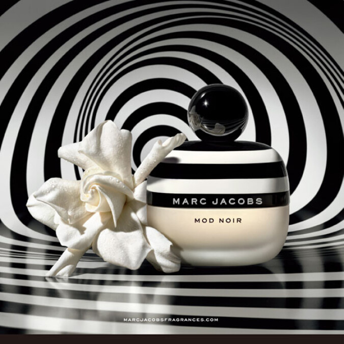 Marc Jacobs黑白摩登女性淡香精 以俏皮翻轉經典