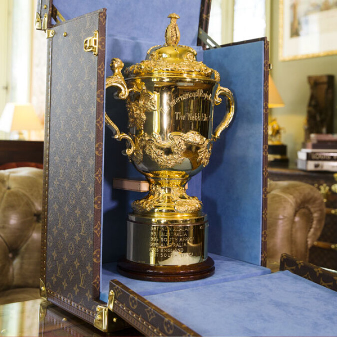 Louis Vuitton為英式橄欖球世界盃 打造時尚經典訂製硬箱