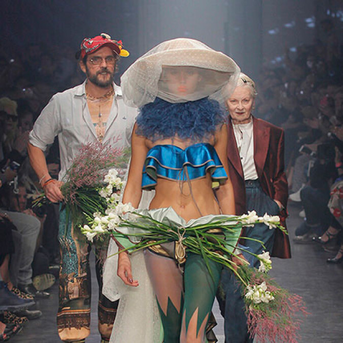 【巴黎時裝週】Vivienne Westwood 將威尼斯嘉年華會搬上伸展台 呼籲大家齊心拯救世界